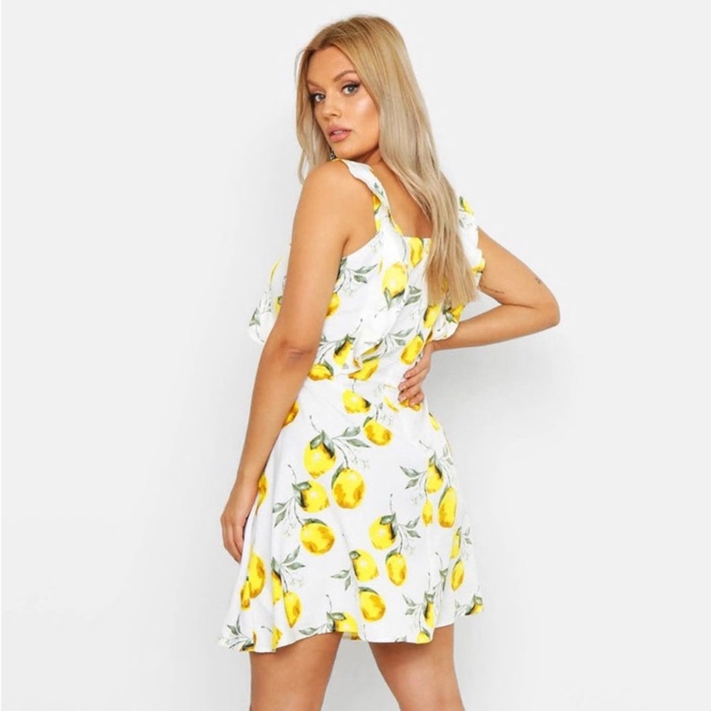 White and yellow lemon dress